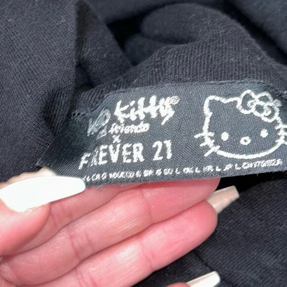 Hello Kitty sweatsuit cropped top and joggers rhinestone black/pink/solver SZ XS - Picture 10 of 12